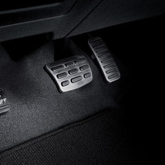 327302H100, 328252P000 — Комплект спорт накладок на педали Hyundai Elantra (CN7)